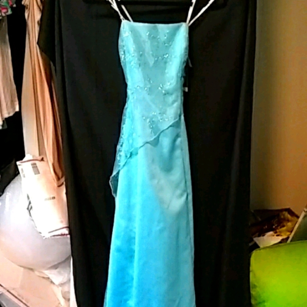 Size 3/4 Turquoise Jump